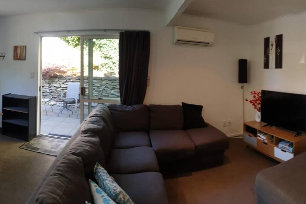 Central Cozy House - 10 Min Walk To Town Κουίνσταουν Εξωτερικό φωτογραφία